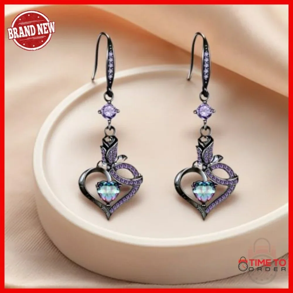 Gothic Romantic Jewelry Set with Heart Pendant Necklace and Earrings